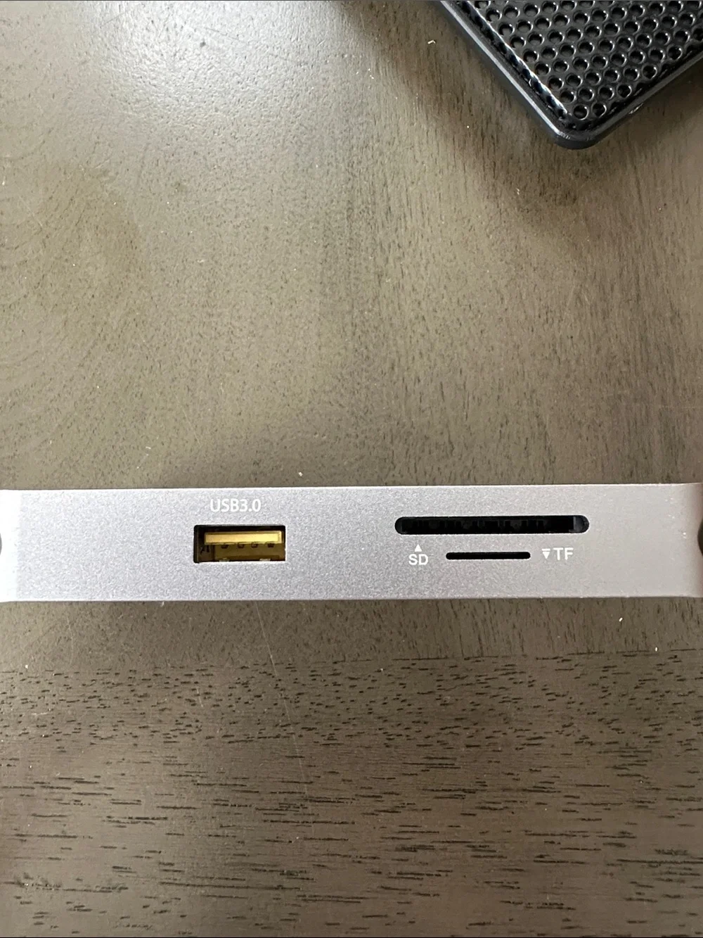 SELORE USB-C HUB Adapter